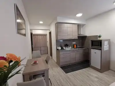 Corvin Holiday Apartment - 15
