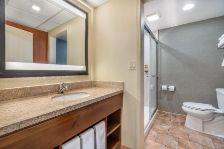 Best Western Plus Clocktower Inn - 122