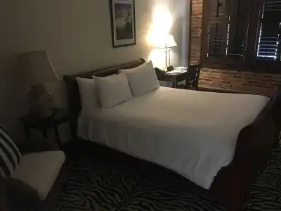 Park Plaza - 2