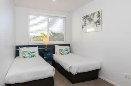 Bay Royal Apartments - 225