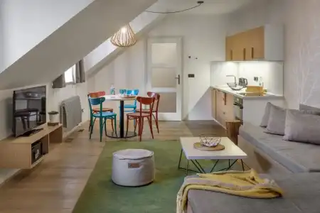 4 Trees Apartments by Adrez Living - 35