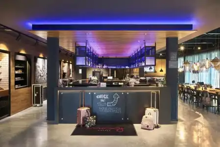 Moxy Paris Charles de Gaulle Airport - 12