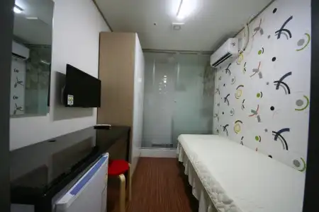 Star Guest House - 49
