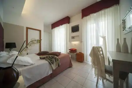 Stella d'Oro - 17