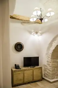 Trulli Holiday Albergo Diffuso - 17