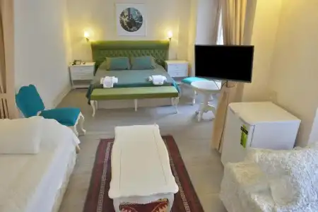 The Green Beach Resort - 42