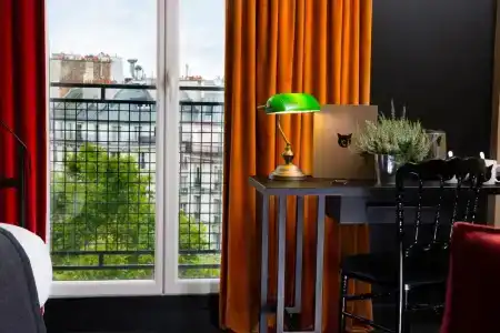 Hôtel Le Chat Noir - 69