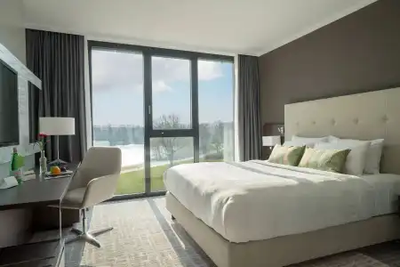 Courtyard by Marriott Wolfsburg - 5