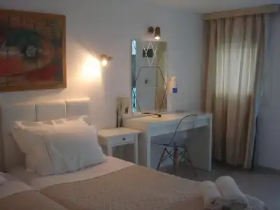 Mykonos Gem - 4