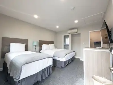 Ocean Park Inn - 54