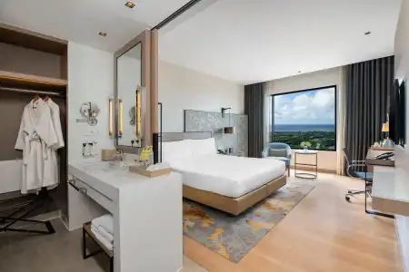 Holiday Inn & Suites Rayong City Centre by IHG - 1