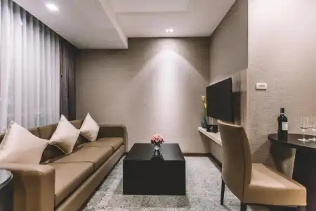 Adelphi Suites Bangkok - 132