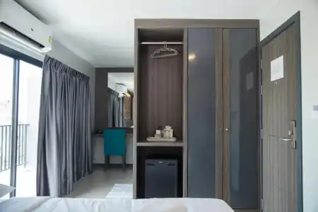 Hallton Bangkok - 19