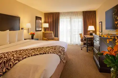 Silver Cloud Broadway - 3