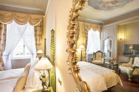 Iron Gate & Suites Prague by BHG - 39
