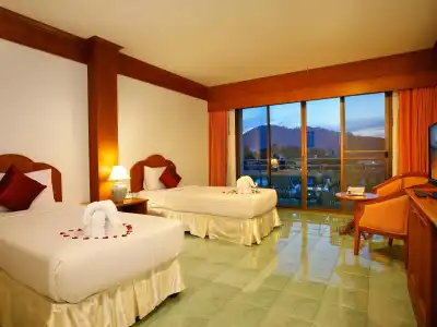Jiraporn Hill Resort - 10