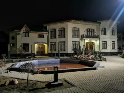 Emir's Garden - 19