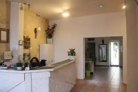 Hôtel ROSA - Bordeaux Centre Gare Saint Jean - 1