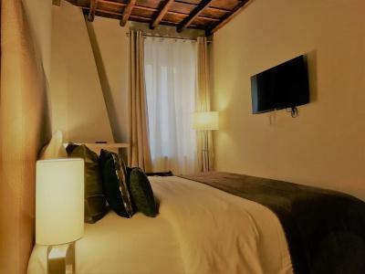 Trevi Beau Boutique - 95
