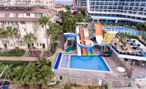 EOS Beach Resort - 12