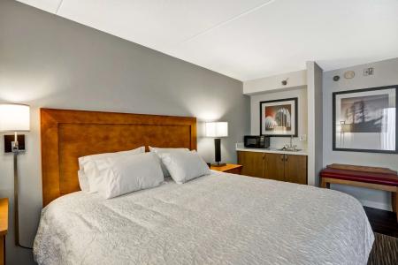 Hampton Inn Norfolk-Naval Base - 2