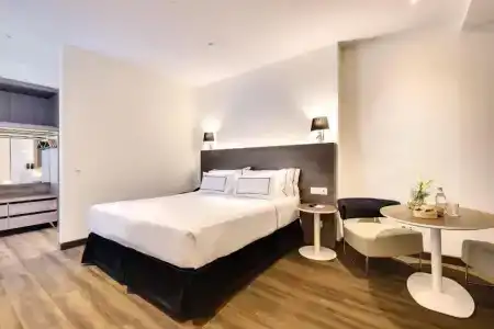 Melia Madrid Serrano - 42