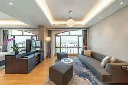Sherwood Suites - 193