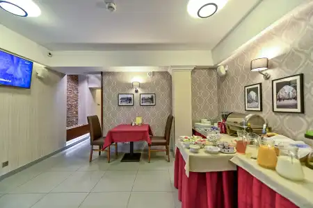 Miodowa - 17