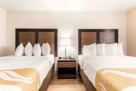 Quality Inn & Suites - 6