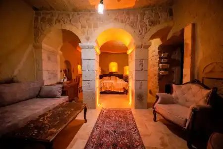 Serenus Cave Suites - 71