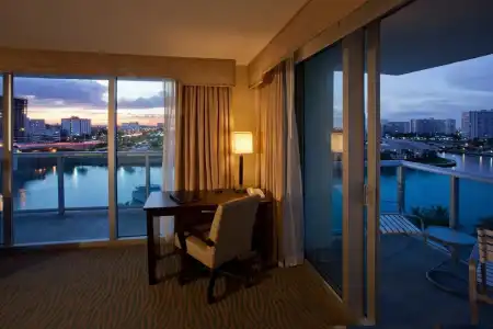 Doubletree Resort by Hilton Hollywood Beach - 50