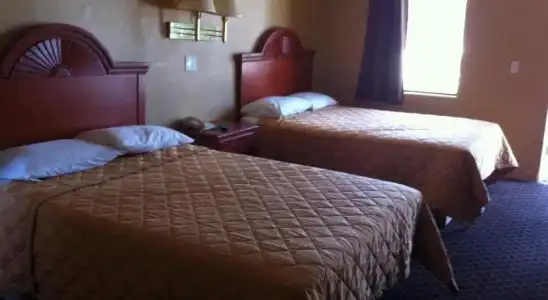 A1A Travel Inn - 1