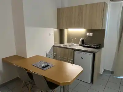Acropolis Apartments - 15