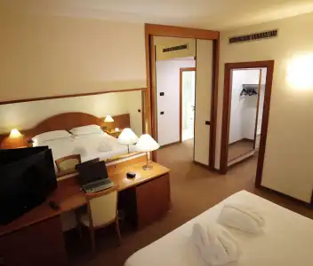 Best Western Park - 1