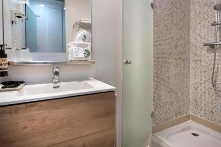 Serhs Carlit Boutique - 13