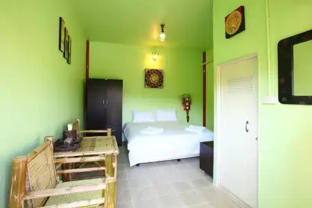 PP Red Tuna Hut - 55