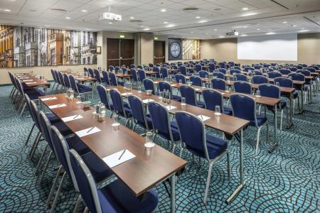 Courtyard by Marriott Prague City - 14