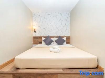 The Palm - 133