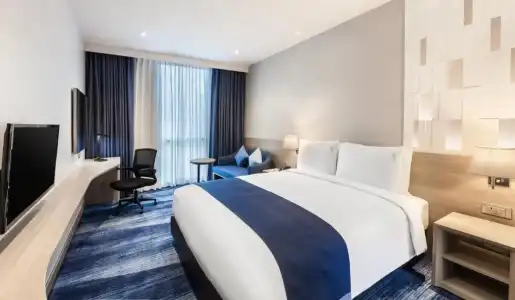 Holiday Inn Express Bangkok Soi Soonvijai by IHG - 43