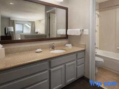 Residence Inn by Marriott Seattle Bellevue - 82
