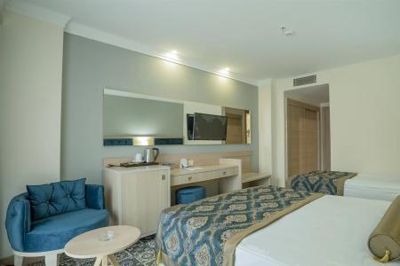 Dream World Resort & Spa - 5