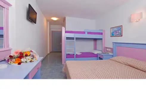 Eva Beach - 30