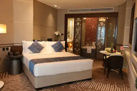 VIP - 81