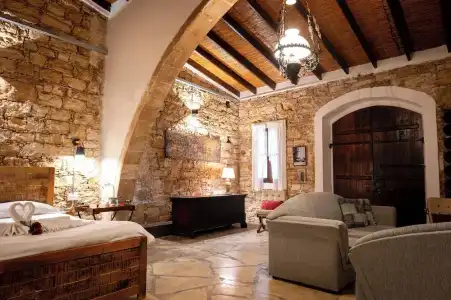 Oinoessa Traditional Boutique Houses - 96