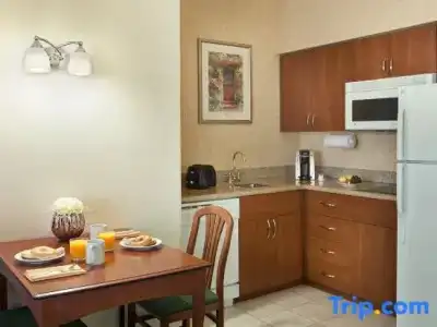 Residence Inn by Marriott Toronto Airport - 58