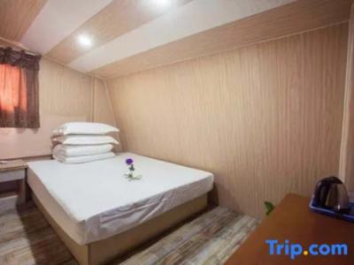 Shunda Hostel - 17
