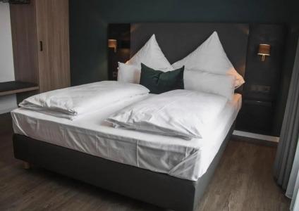 Hayta Stuttgart Airport Messe - 24