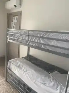 MR Hostel - 10