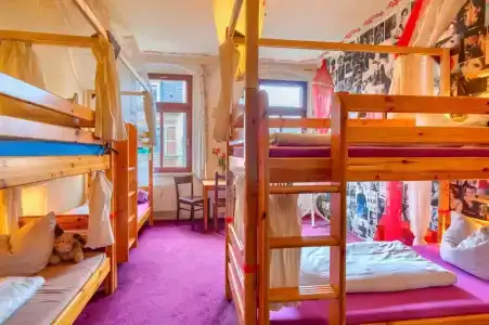 Lollis Homestay - Hostel - 45