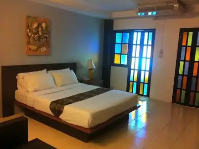 Bangkok Travel Suites - 39